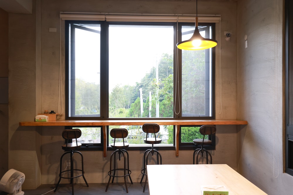 南投日月潭秘境住宿|八番私人住宅。隱身在日月潭森林系設計民宿、寵物友善民宿、感受最純粹最靜謐的日月潭住宿 - 第16張圖 南投日月潭秘境住宿|八番私人住宅。隱身在日月潭森林系設計民宿、寵物友善民宿、感受最純粹最靜謐的日月潭住宿