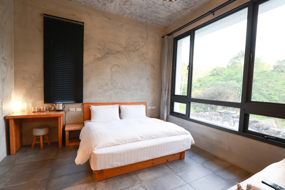 南投日月潭秘境住宿|八番私人住宅。隱身在日月潭森林系設計民宿、寵物友善民宿、感受最純粹最靜謐的日月潭住宿 - 第18張圖 南投日月潭秘境住宿|八番私人住宅。隱身在日月潭森林系設計民宿、寵物友善民宿、感受最純粹最靜謐的日月潭住宿