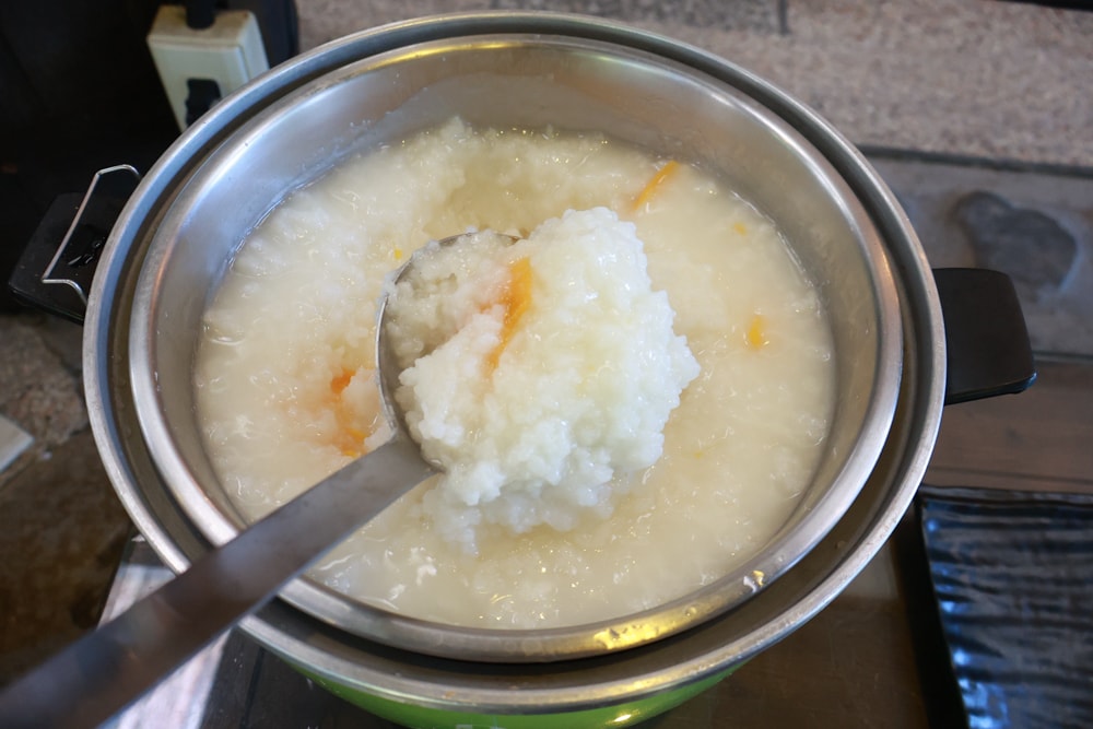 南投溪頭溪部好呆庄野宿體驗庄園｜寵物友善露營車＆馬車帳篷住宿開箱，一泊二食、野溪抓蝦超好玩！