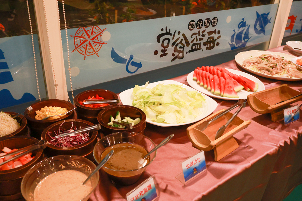 南投竹山海盜村｜一泊四食包棟住宿體驗。寵物友善親子樂園、一泊四食、VR飛船、氣墊樂園、烤肉派對一次玩到底