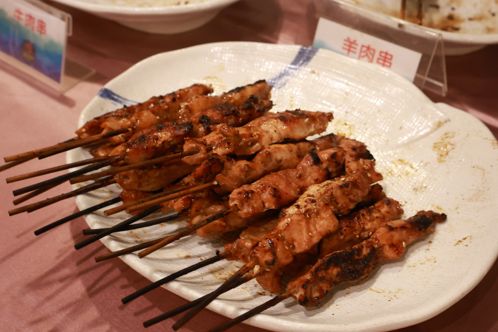 南投竹山海盜村｜一泊四食包棟住宿體驗。寵物友善親子樂園、一泊四食、VR飛船、氣墊樂園、烤肉派對一次玩到底