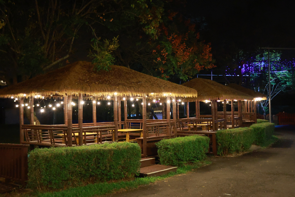 南投竹山海盜村｜一泊四食包棟住宿體驗。寵物友善親子樂園、一泊四食、VR飛船、氣墊樂園、烤肉派對一次玩到底
