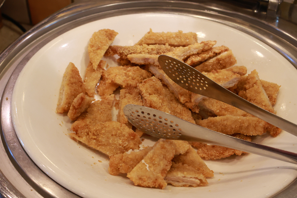 台東娜路彎大酒店寵物房開箱｜五星級飯店設施全攻略！免費下午茶、兒童遊戲區、露天泳池一次玩好玩滿