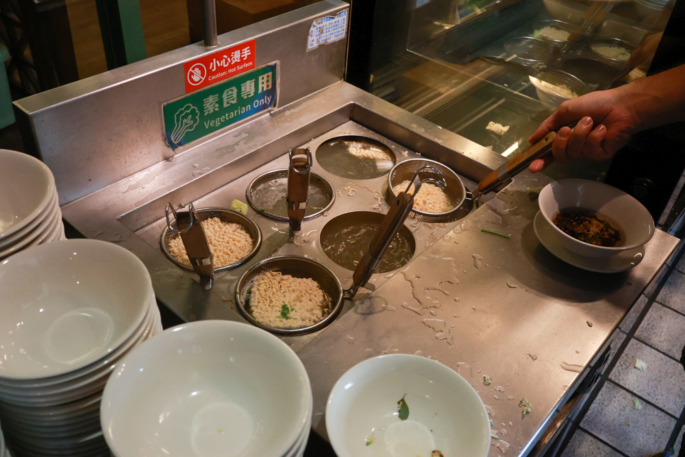 台東娜路彎大酒店寵物房開箱｜五星級飯店設施全攻略！免費下午茶、兒童遊戲區、露天泳池一次玩好玩滿