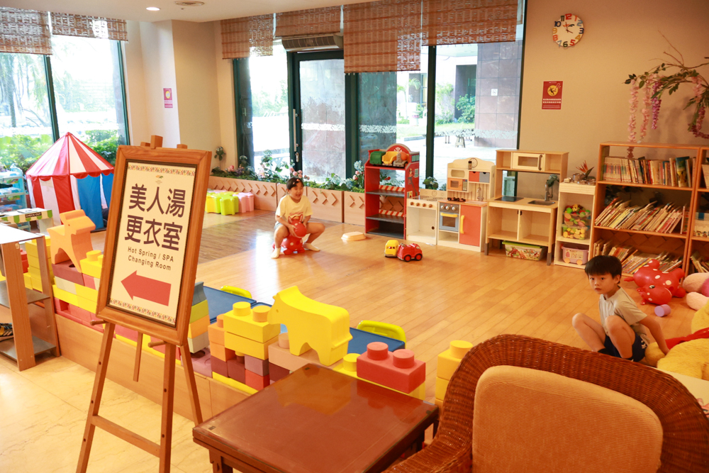 台東娜路彎大酒店寵物房開箱｜五星級飯店設施全攻略！免費下午茶、兒童遊戲區、露天泳池一次玩好玩滿