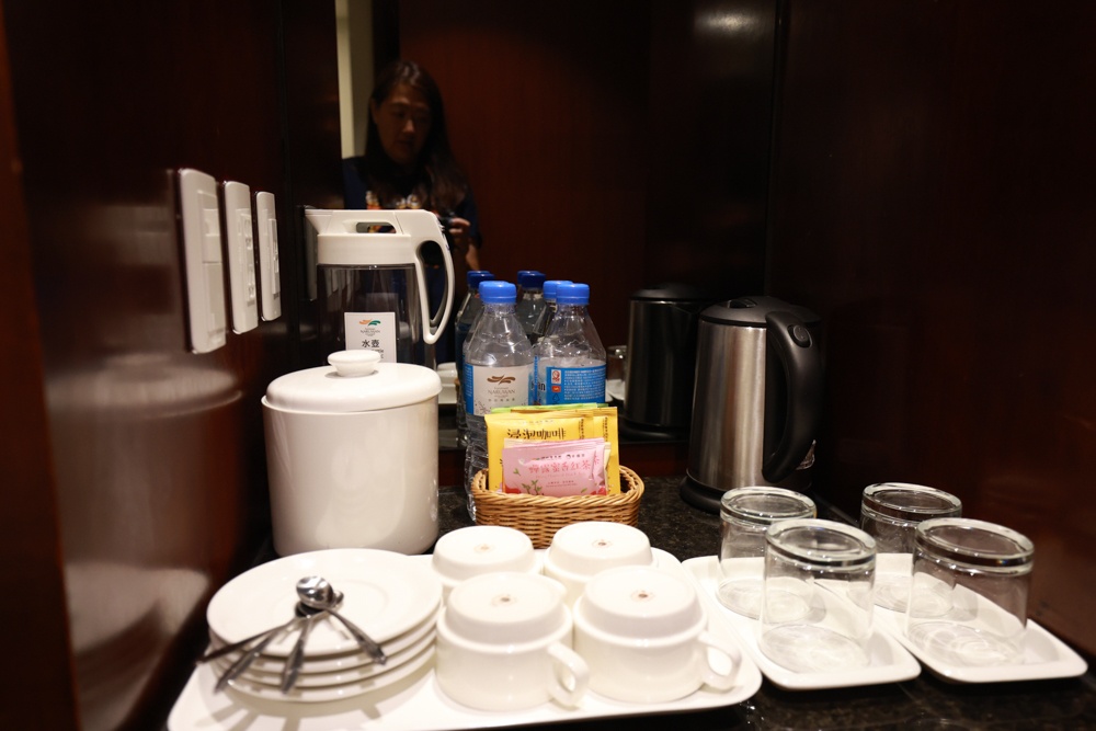 台東娜路彎大酒店寵物房開箱｜五星級飯店設施全攻略！免費下午茶、兒童遊戲區、露天泳池一次玩好玩滿