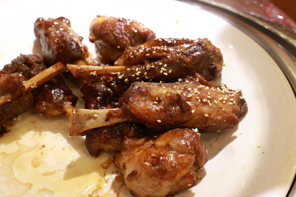 台東娜路彎大酒店寵物房開箱｜五星級飯店設施全攻略！免費下午茶、兒童遊戲區、露天泳池一次玩好玩滿