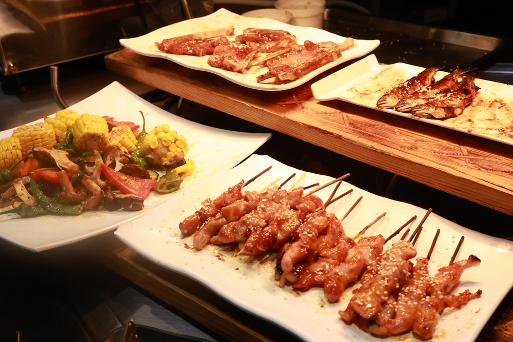 台東娜路彎大酒店寵物房開箱｜五星級飯店設施全攻略！免費下午茶、兒童遊戲區、露天泳池一次玩好玩滿