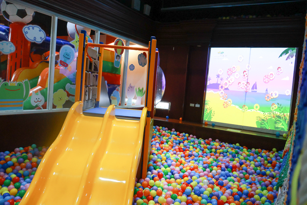 台東娜路彎大酒店寵物房開箱｜五星級飯店設施全攻略！免費下午茶、兒童遊戲區、露天泳池一次玩好玩滿