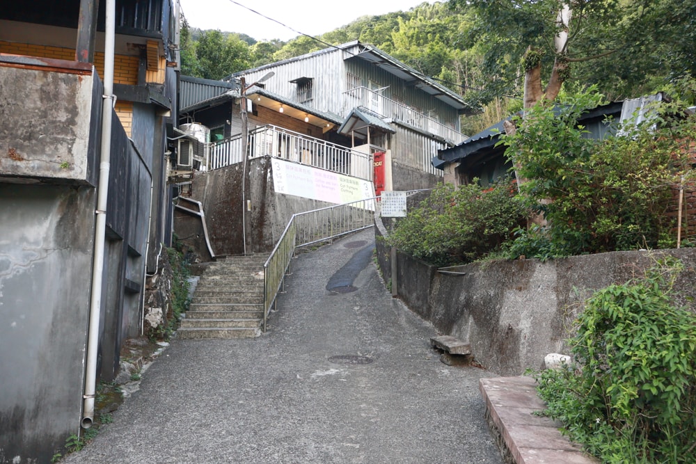 新北瑞芳|猴硐貓村一日小旅行。貓奴必訪的療癒景點、🚫不要帶狗❗️避免造成貓咪驚嚇、🚫禁止餵食貓咪❗️ - 第8張圖