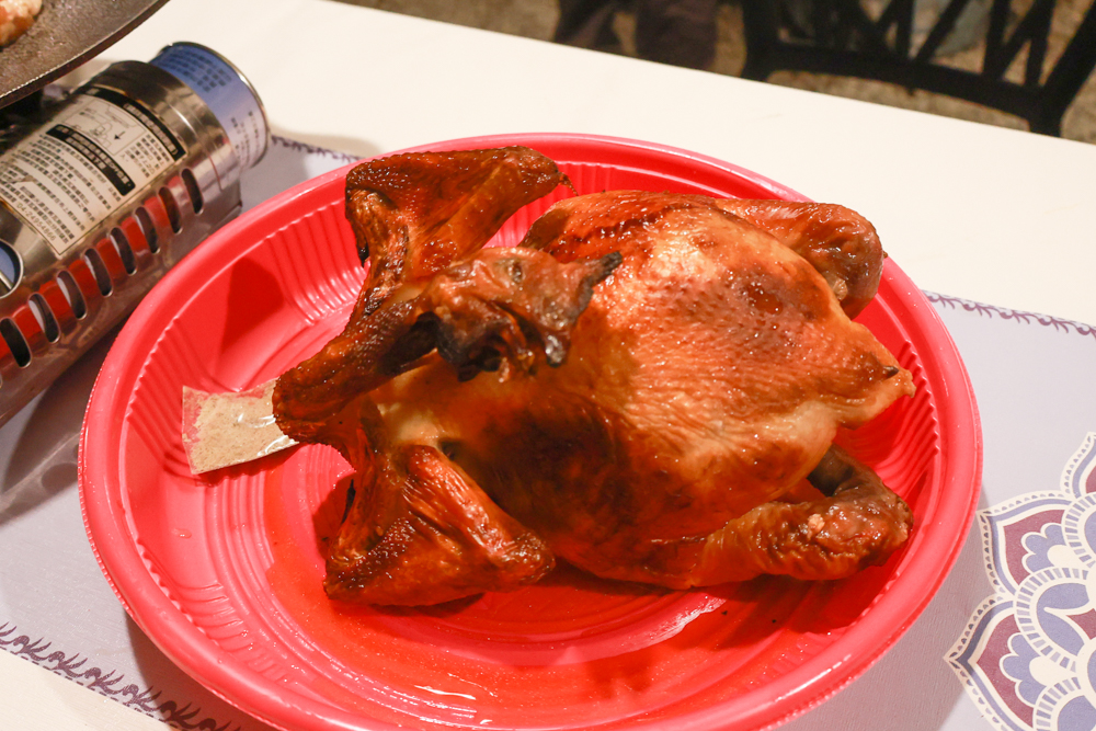南投溪頭溪部好呆庄野宿體驗庄園|寵物友善露營車&馬車帳篷住宿開箱,一泊二食、野溪抓蝦超好玩! - 第44張圖