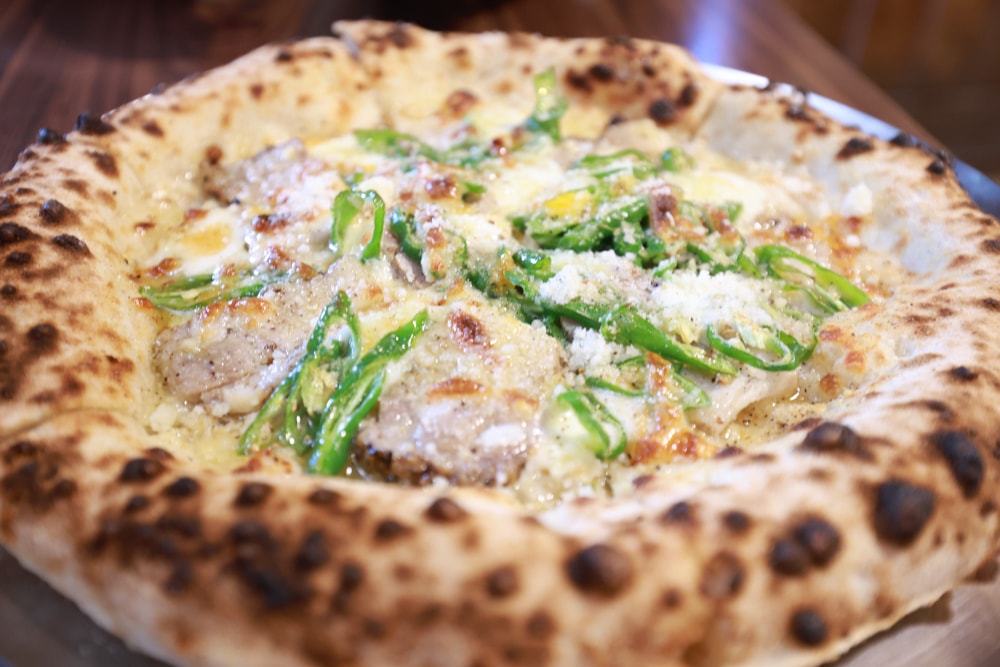 新北瑞芳三貂嶺美食|寬哥那裡。秘境餐廳推薦,寵物友善秘境餐廳、必點馬告五花肉披薩&提拉米蘇 - 第14張圖