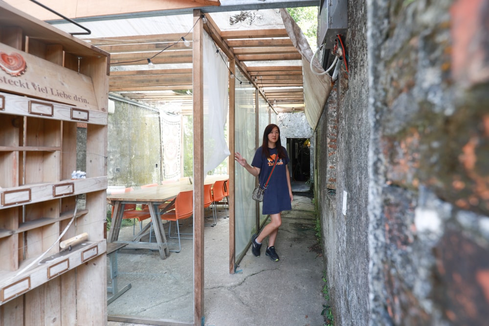 新北瑞芳三貂嶺美食|寬哥那裡。秘境餐廳推薦,寵物友善秘境餐廳、必點馬告五花肉披薩&提拉米蘇 - 第5張圖