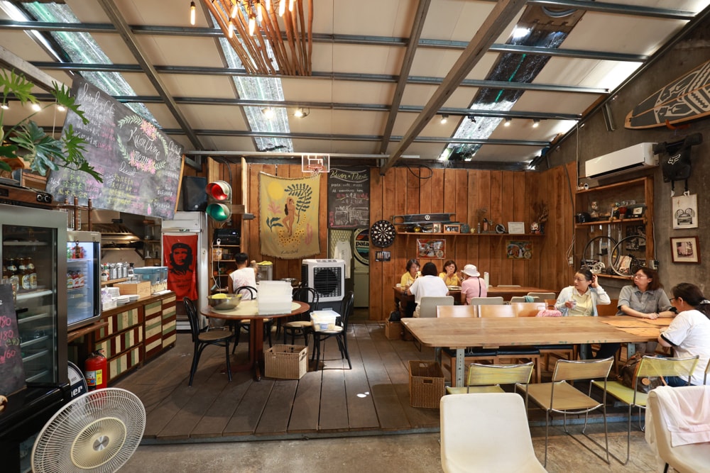 新北瑞芳三貂嶺美食|寬哥那裡。秘境餐廳推薦,寵物友善秘境餐廳、必點馬告五花肉披薩&提拉米蘇 - 第9張圖