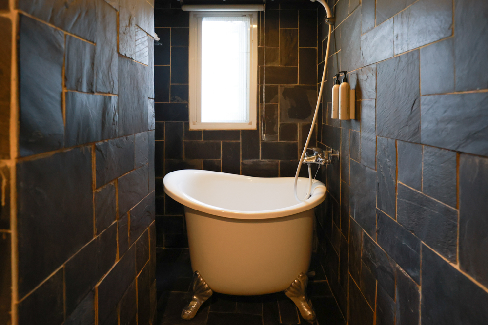 清境凡賽斯莊園 Vanse Manor|南法歐風木屋城堡 × 擁抱山嵐雲海的歐式夢幻莊園 × 寵物友善住宿推薦 × 火鍋晚餐 - 第27張圖