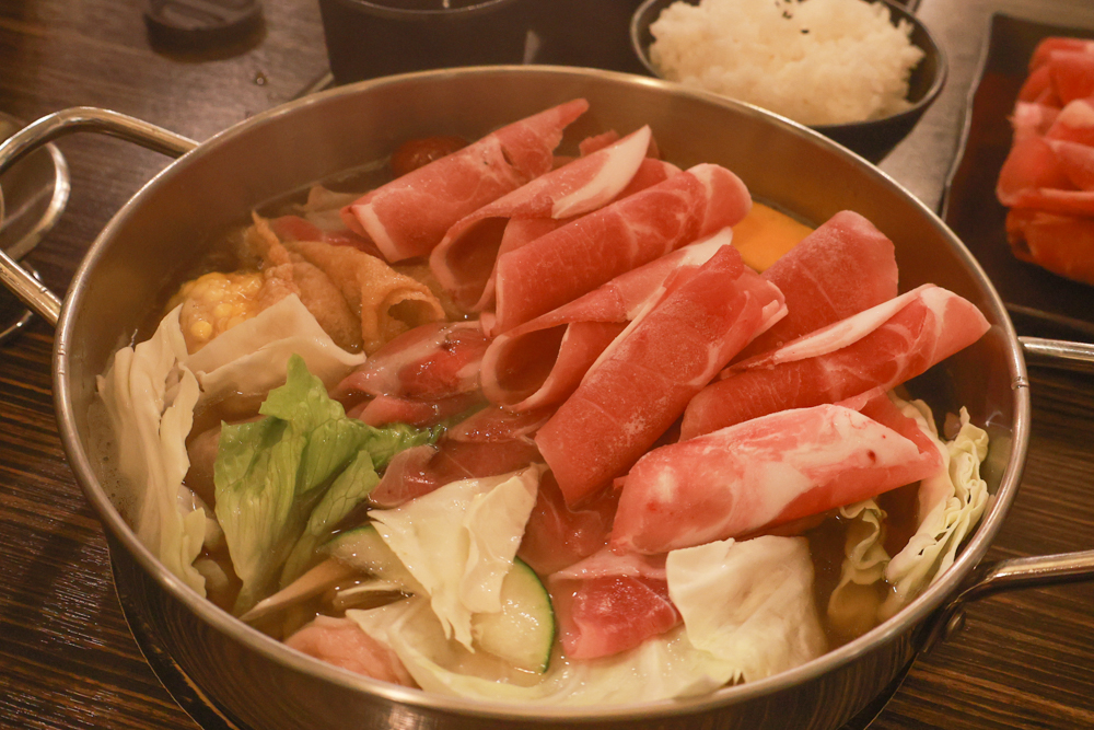 清境凡賽斯莊園 Vanse Manor|南法歐風木屋城堡 × 擁抱山嵐雲海的歐式夢幻莊園 × 寵物友善住宿推薦 × 火鍋晚餐 - 第31張圖