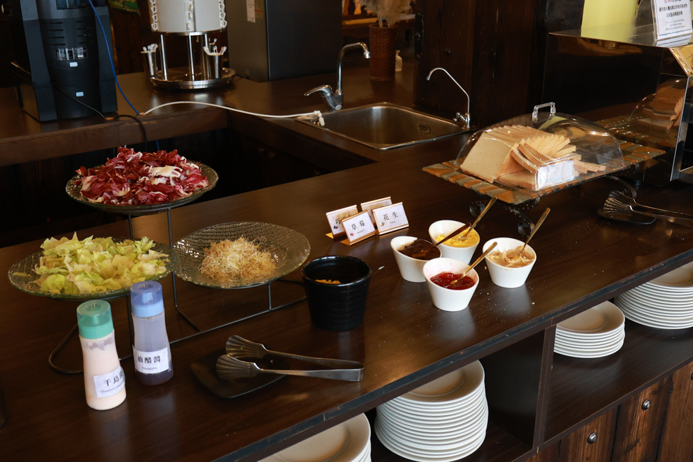 清境凡賽斯莊園 Vanse Manor|南法歐風木屋城堡 × 擁抱山嵐雲海的歐式夢幻莊園 × 寵物友善住宿推薦 × 火鍋晚餐 - 第38張圖