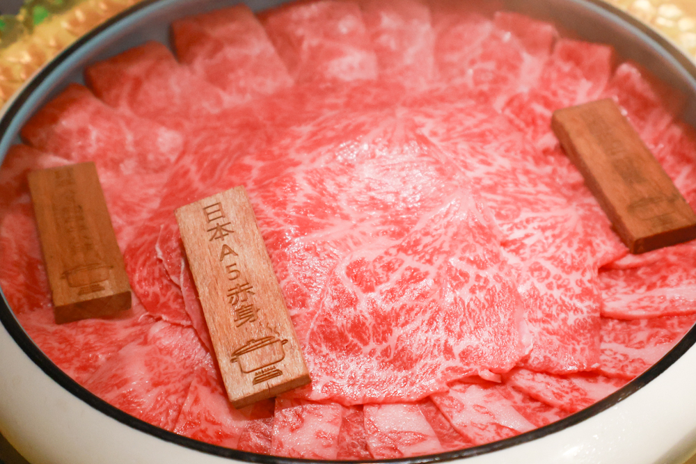 台北東區|金洹苑日式燒肉鍋物放題。台北寵物友善餐廳推薦、和牛螃蟹龍蝦海鮮吃到飽、火烤兩吃、寵物可落地、毛孩鮮食餐 - 第27張圖