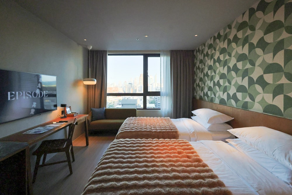 台北大安伊普索凱悅尚選酒店｜EPISODE Daan Taipei 。台北寵物友善飯店、忠孝復興 3 分鐘、音樂主題設計飯店，復古潮流風格、超強 Happy Hour