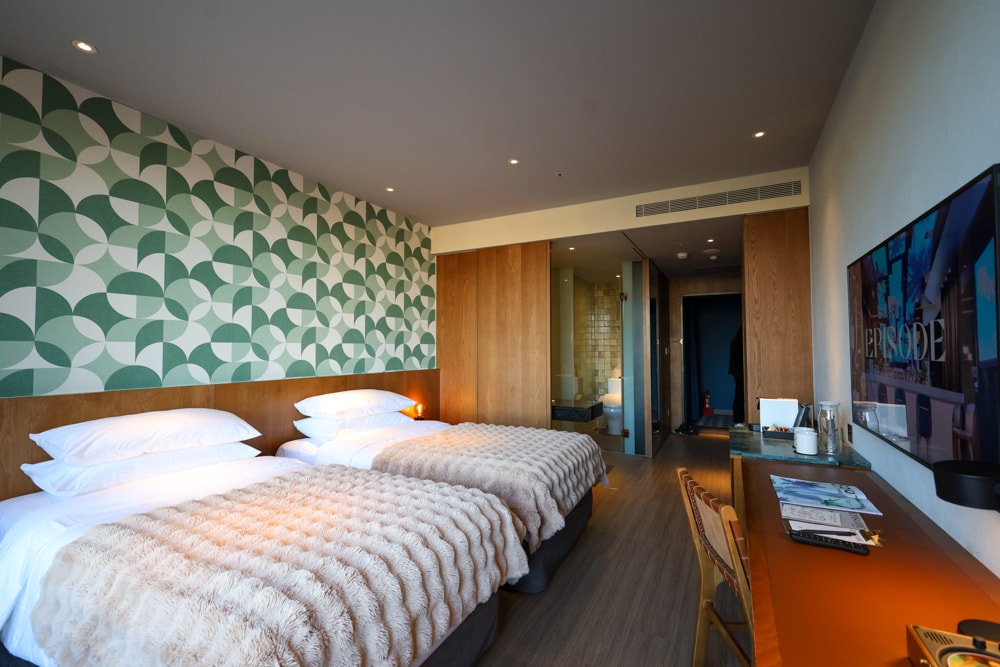 台北大安伊普索凱悅尚選酒店｜EPISODE Daan Taipei 。台北寵物友善飯店、忠孝復興 3 分鐘、音樂主題設計飯店，復古潮流風格、超強 Happy Hour