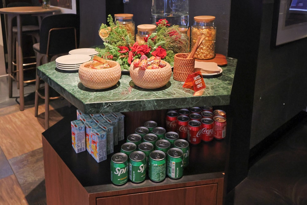 台北大安伊普索凱悅尚選酒店｜EPISODE Daan Taipei 。台北寵物友善飯店、忠孝復興 3 分鐘、音樂主題設計飯店，復古潮流風格、超強 Happy Hour