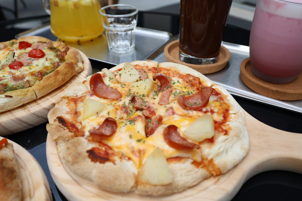 觀山咖啡。五股觀音山秘境咖啡廳|老屋改造、寵物友善、現烤披薩與甜點一次滿足 - 第12張圖 觀山咖啡。五股觀音山秘境咖啡廳|老屋改造、寵物友善、現烤披薩與甜點一次滿足