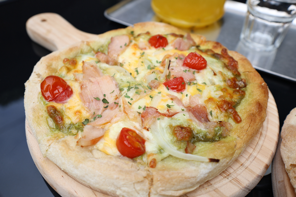 觀山咖啡。五股觀音山秘境咖啡廳|老屋改造、寵物友善、現烤披薩與甜點一次滿足 - 第13張圖 觀山咖啡。五股觀音山秘境咖啡廳|老屋改造、寵物友善、現烤披薩與甜點一次滿足