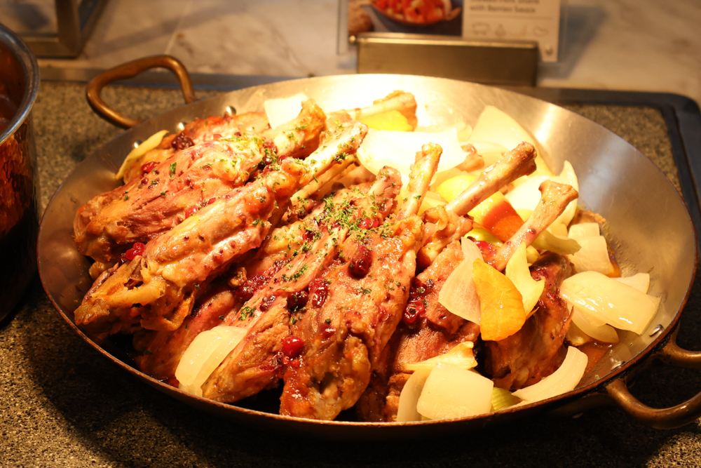 台北寵物友善自助餐推薦|台北六福萬怡酒店敘日全日餐廳。生食級干貝柱+香箱蟹一次滿足、寵物友善自助餐buffet - 第56張圖 台北寵物友善自助餐推薦|台北六福萬怡酒店敘日全日餐廳。生食級干貝柱+香箱蟹一次滿足、寵物友善自助餐buffet