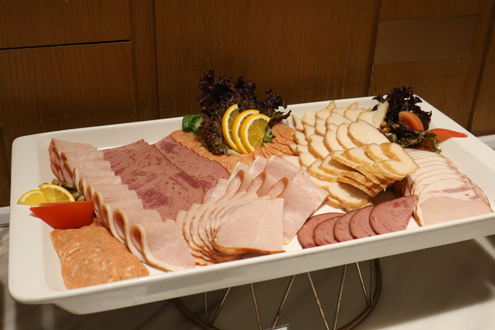 台北寵物友善自助餐推薦|台北六福萬怡酒店敘日全日餐廳。生食級干貝柱+香箱蟹一次滿足、寵物友善自助餐buffet - 第37張圖 台北寵物友善自助餐推薦|台北六福萬怡酒店敘日全日餐廳。生食級干貝柱+香箱蟹一次滿足、寵物友善自助餐buffet