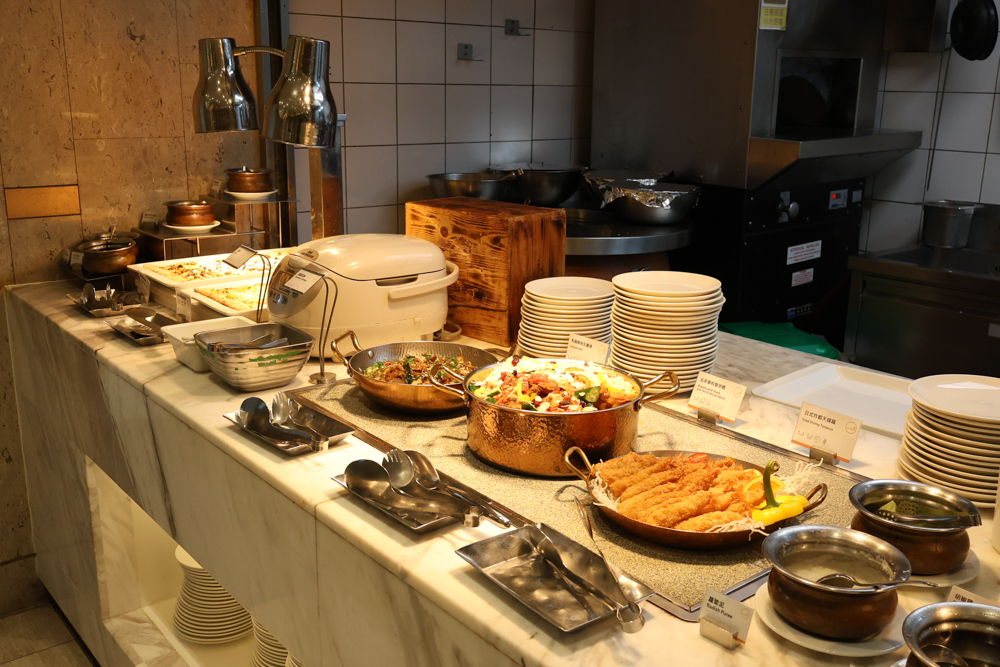 台北寵物友善自助餐推薦|台北六福萬怡酒店敘日全日餐廳。生食級干貝柱+香箱蟹一次滿足、寵物友善自助餐buffet - 第43張圖 台北寵物友善自助餐推薦|台北六福萬怡酒店敘日全日餐廳。生食級干貝柱+香箱蟹一次滿足、寵物友善自助餐buffet