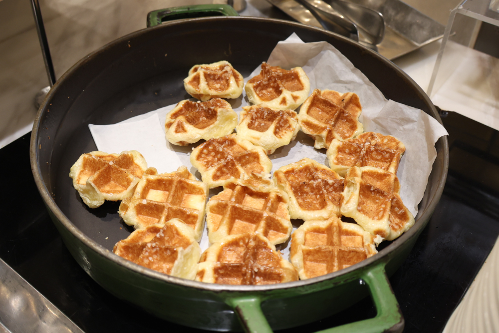 台北寵物友善自助餐推薦|台北六福萬怡酒店敘日全日餐廳。生食級干貝柱+香箱蟹一次滿足、寵物友善自助餐buffet - 第72張圖 台北寵物友善自助餐推薦|台北六福萬怡酒店敘日全日餐廳。生食級干貝柱+香箱蟹一次滿足、寵物友善自助餐buffet