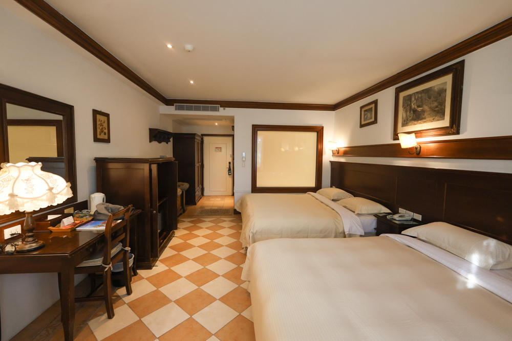 宜蘭寵物友善飯店|香格里拉冬山河渡假飯店。寵物可入住指定房型!歐風城堡飯店+美人湯+超豐盛早餐,超適合度假 - 第16張圖 宜蘭寵物友善飯店|香格里拉冬山河渡假飯店。寵物可入住指定房型!歐風城堡飯店+美人湯+超豐盛早餐,超適合度假