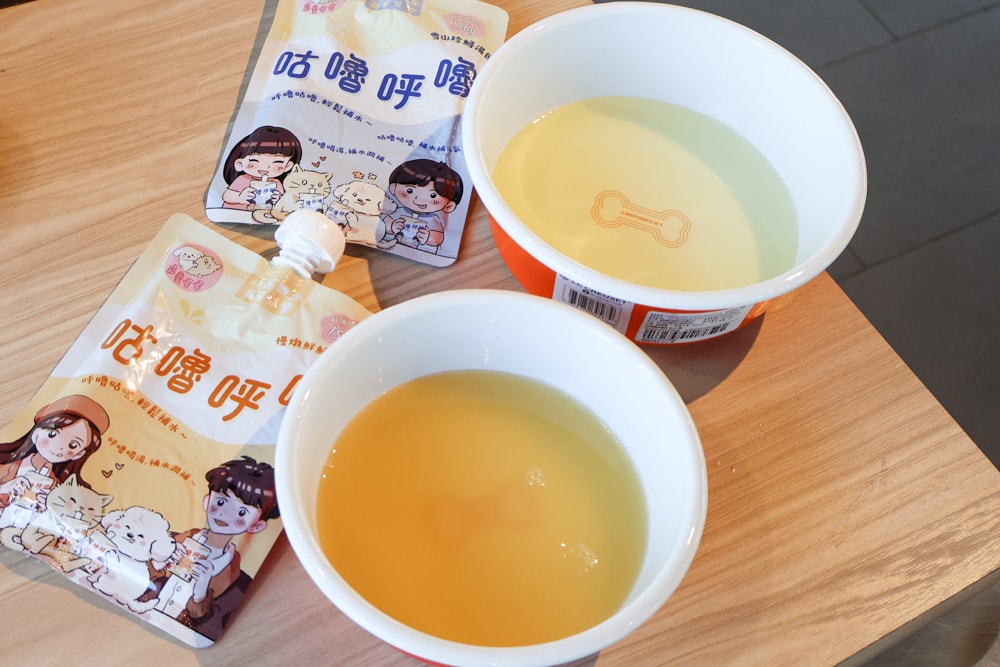 寵愛毛毛｜鱘龍魚精粹湯包、慢燉鮮鱘雞湯包。寵物補水營養湯包、慢火熬煮完整保留100%鱘龍魚精華