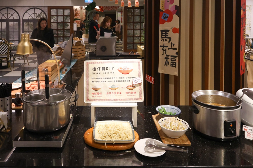 嘉義寵物友善住宿|冠閣大飯店。贈送毛孩鮮食晚餐、嘉義市區飯店、自助早餐、嘉義平價飯店推薦 - 第51張圖 嘉義寵物友善住宿|冠閣大飯店。贈送毛孩鮮食晚餐、嘉義市區飯店、自助早餐、嘉義平價飯店推薦