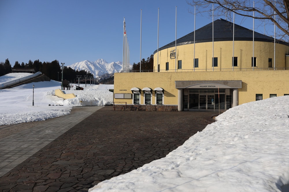 日本滑雪推薦|美黛子遊日本滑雪團。妙高新井樂天滑雪五日遊、ski in ski out 五星級飯店、滑雪溫泉美食+滑雪教學 - 第17張圖 日本滑雪推薦|美黛子遊日本滑雪團。妙高新井樂天滑雪五日遊、ski in ski out 五星級飯店、滑雪溫泉美食+滑雪教學