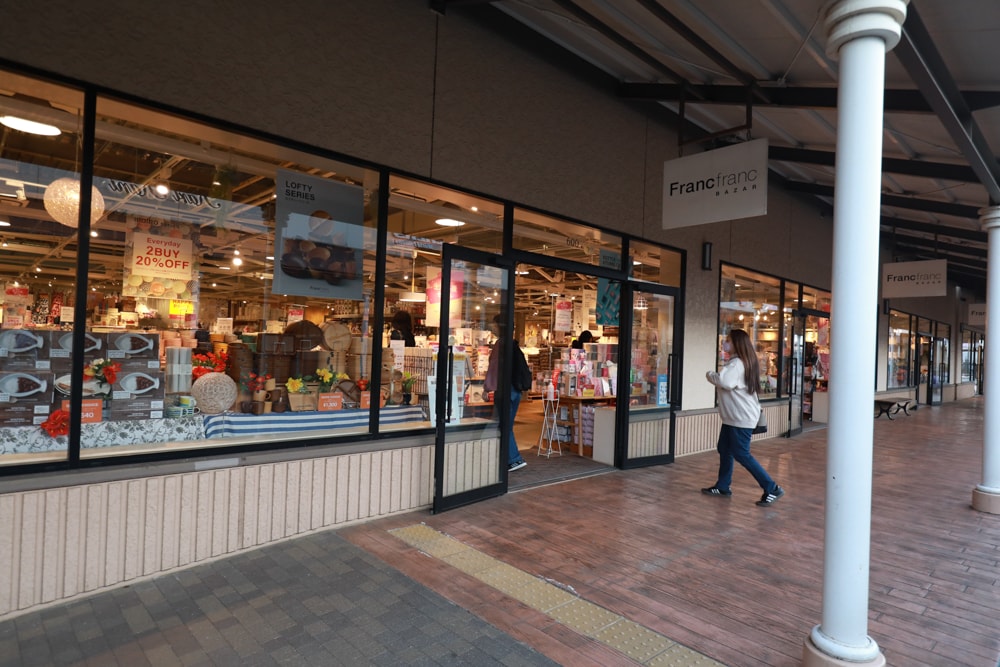 東京OUTLET推薦｜酒酒井OUTLET必逛攻略！成田機場15分鐘＋交通/品牌/寵物購物一次看（SHISUI PREMIUM OUTLETS）