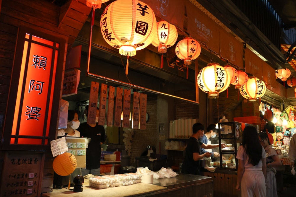 九份民宿推薦|暮石民宿。九份老街步行30秒、寵物友善住宿、山城老屋包棟民宿、2-5人包棟 - 第37張圖 九份民宿推薦|暮石民宿。九份老街步行30秒、寵物友善住宿、山城老屋包棟民宿、2-5人包棟