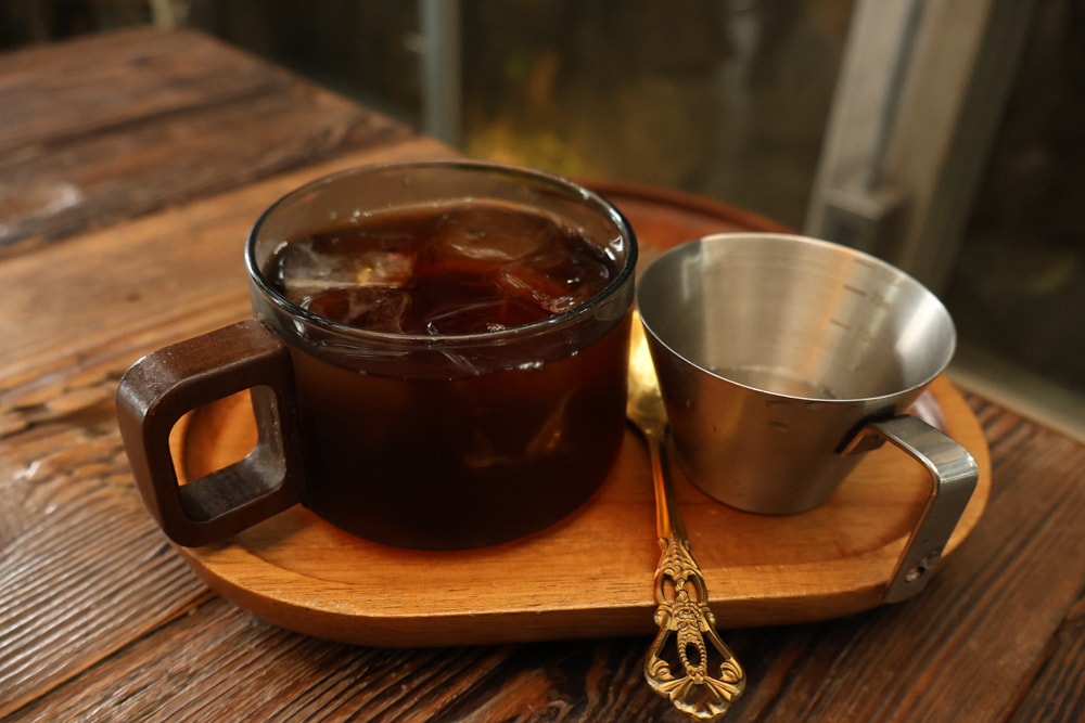 九份森林系咖啡廳推薦|微光森林 Twilight Café 玻璃屋秘境早午餐,寵物友善餐廳、山海系景觀咖啡廳、山景咖啡館必訪 - 第20張圖 九份森林系咖啡廳推薦|微光森林 Twilight Café 玻璃屋秘境早午餐,寵物友善餐廳、山海系景觀咖啡廳、山景咖啡館必訪