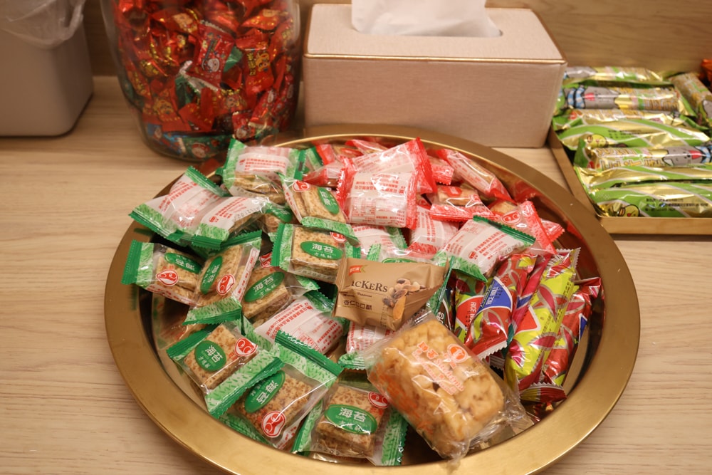 台中寵物友善住宿｜佩德先生 Mr.Petter 。北屯高質感旅店、毛孩可進房、24小時點心飲料