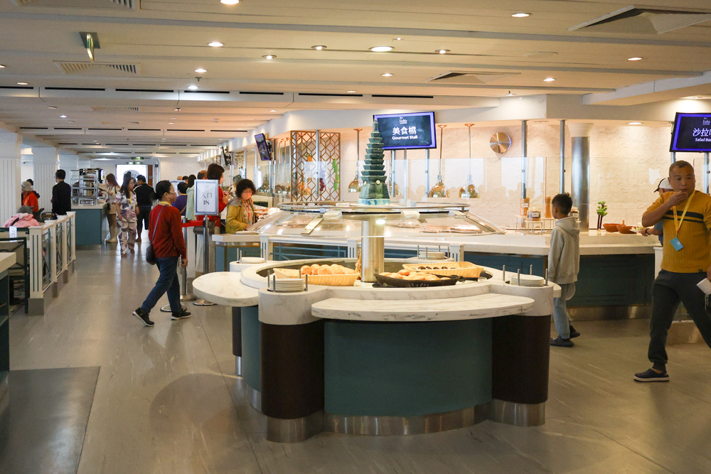 麗星郵輪探索星號餐廳攻略|免費餐廳吃到飽、付費餐廳值不值得?實吃心得一次告訴你! - 第24張圖 麗星郵輪探索星號全攻略|房型、美食、設施、登船一次看懂。 郵輪新手第一次搭麗星郵輪就上手