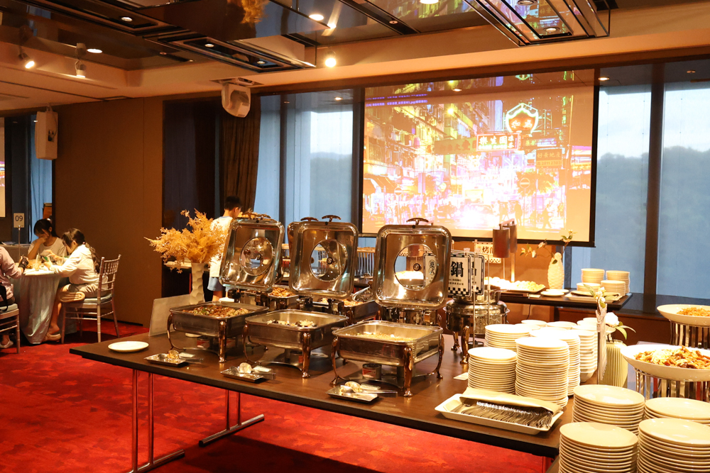 台北六福萬怡酒店港點吃到飽限時回歸|2026暑假限定,港式飲茶、燒臘、熱炒一次吃到飽。超過50道港式料理吃到飽攻略 - 第9張圖 台北六福萬怡酒店港點吃到飽限時回歸|2026暑假限定,港式飲茶、燒臘、熱炒一次吃到飽。超過50道港式料理吃到飽攻略