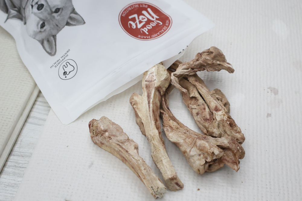 GoodNoze 狗狗凍乾主食開箱｜100%紐西蘭天然肉源，挑嘴狗、老犬必看凍乾主食推薦