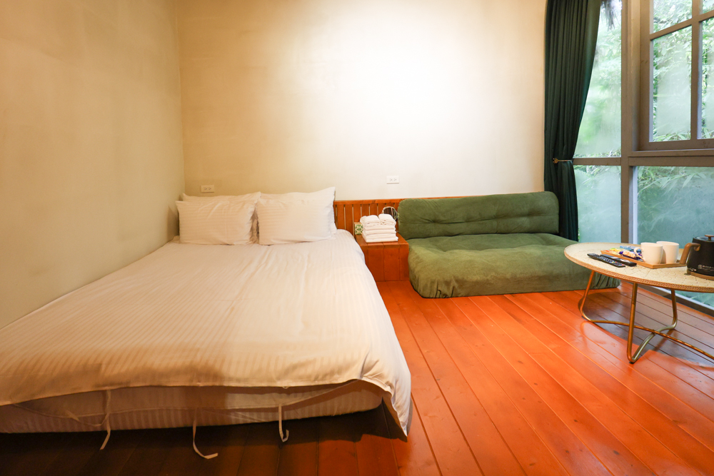 南投寵物友善住宿｜心沐灣 Sun Moon Bay Villa。日月潭最新豪華露營推薦，寵物友善住宿、私人泳池、星空帳篷、Villa渡假一次滿足