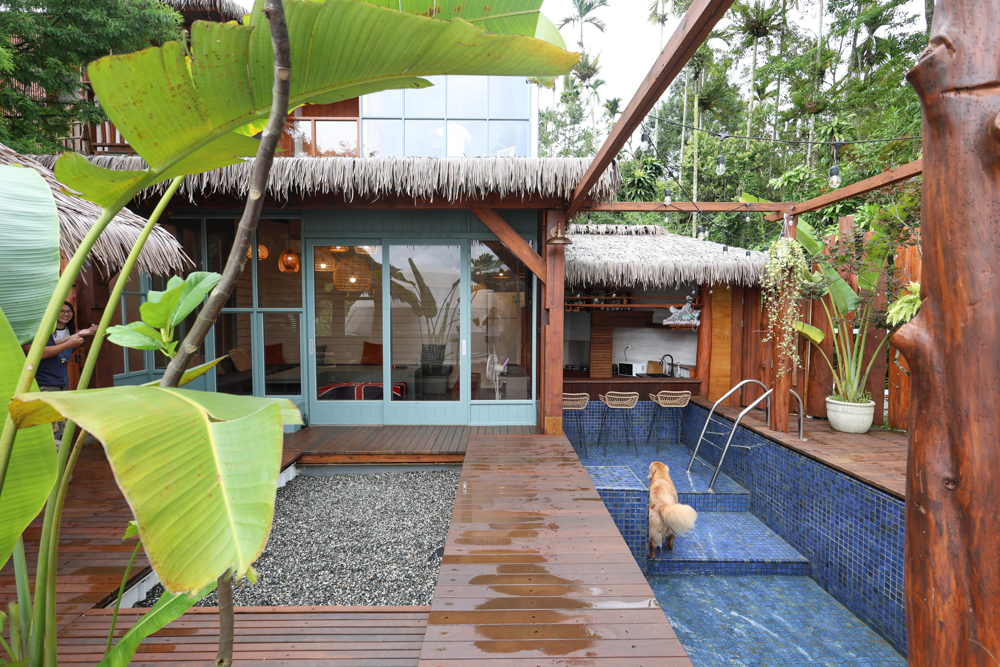 南投寵物友善住宿｜心沐灣 Sun Moon Bay Villa。日月潭最新豪華露營推薦，寵物友善住宿、私人泳池、星空帳篷、Villa渡假一次滿足