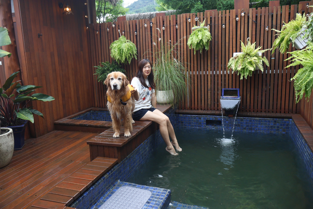 南投寵物友善住宿｜心沐灣 Sun Moon Bay Villa。日月潭最新豪華露營推薦，寵物友善住宿、私人泳池、星空帳篷、Villa渡假一次滿足