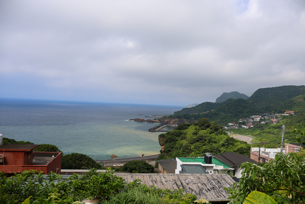瑞芳九份住宿推薦|神隱之月 Twilight Moon 金瓜石、水湳洞海景民宿,包棟住宿、寵物友善、鄰近陰陽海 - 第5張圖 瑞芳九份住宿推薦|神隱之月 Twilight Moon 金瓜石、水湳洞海景民宿,包棟住宿、寵物友善、鄰近陰陽海