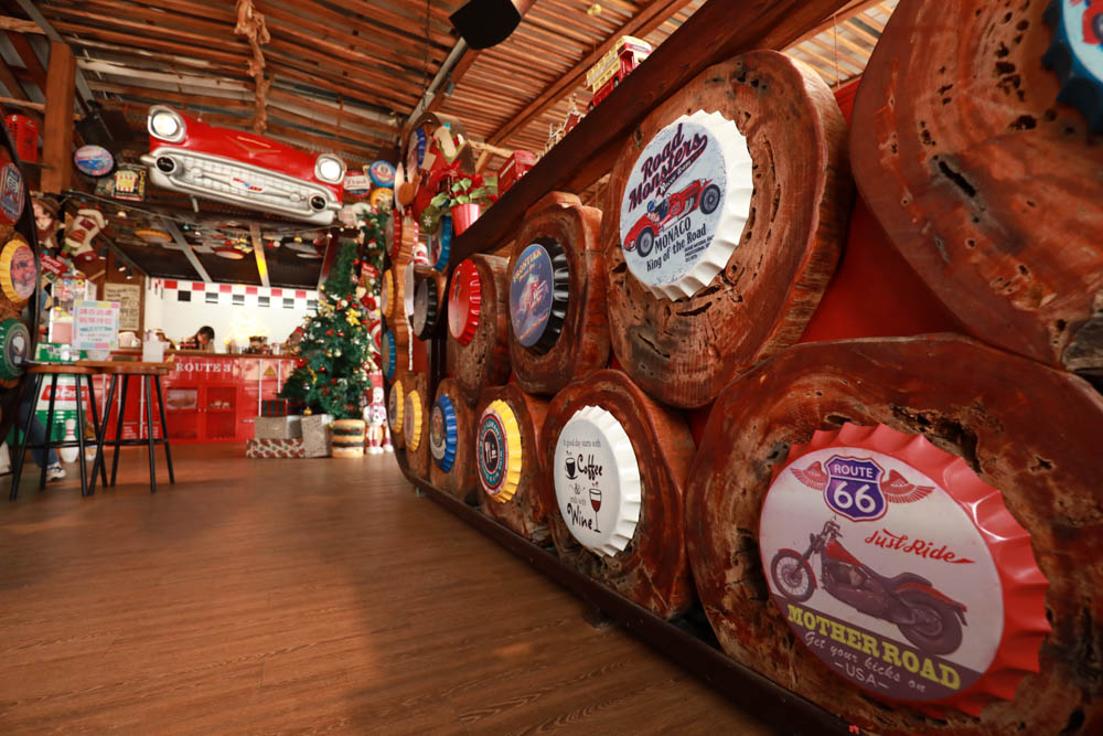 苗栗大湖美食|Route3三號公路。美國公路上經典復古美式餐廳、寵物友善餐廳、美式漢堡炸雞奶昔 - 第7張圖 苗栗大湖美食|Route3三號公路。美國公路上經典復古美式餐廳、寵物友善餐廳、美式漢堡炸雞奶昔