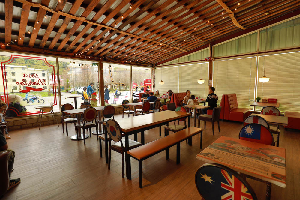 苗栗大湖美食|Route3三號公路。美國公路上經典復古美式餐廳、寵物友善餐廳、美式漢堡炸雞奶昔 - 第9張圖 苗栗大湖美食|Route3三號公路。美國公路上經典復古美式餐廳、寵物友善餐廳、美式漢堡炸雞奶昔