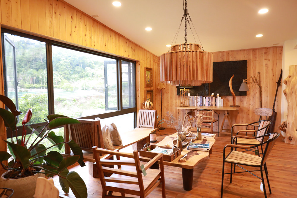 苗栗卓蘭|坪林五二家品民宿PL52 Living。寵物友善民宿、質感傢俱、咖啡廳結合民宿 - 第11張圖 苗栗卓蘭|坪林五二家品民宿PL52 Living。寵物友善民宿、質感傢俱、咖啡廳結合民宿