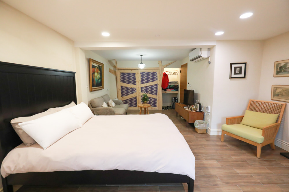 苗栗卓蘭|坪林五二家品民宿PL52 Living。寵物友善民宿、質感傢俱、咖啡廳結合民宿 - 第13張圖 苗栗卓蘭|坪林五二家品民宿PL52 Living。寵物友善民宿、質感傢俱、咖啡廳結合民宿